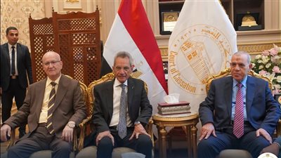 وزير الشئون النيابية يُهنئ رئيس محكمة النقض بمناسبة توليه مهام منصبه