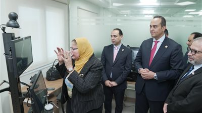 رئيس هيئة الرعاية الصحية يتفقد المستشفى الافتراضي تمهيدًا لافتتاحه قريبًا