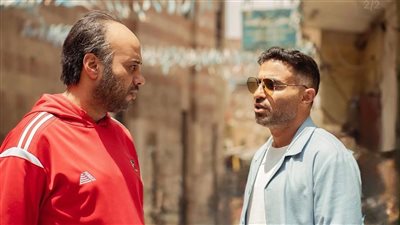 حاتم صلاح يشارك أحمد فهمي وأسماء جلال فيلم 