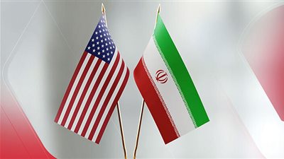ترامب يلوح بالاتفاق والتصعيد معًا.. تحذير من تكرار السيناريو مع إيران
