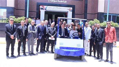 طلاب كلية التكنولوجيا والتعليم بسوهاج يبتكرون سيارة كهربائية تعمل بالطاقة الشمسية