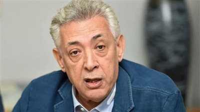 سامح مهران يبدأ رحلة التعافي.. ويتابع استعدادات الدورة 33 للمهرجان التجريبي