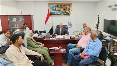 تموين قنا اجتماع موسع لمناقشة الاستعدادات لتطبيق منظومة الخصم المباشر