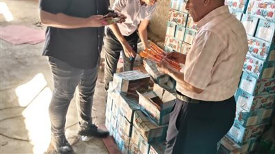 ضبط 2 طن أغذية و23 ألف لتر مشروبات غير صالحة بسوهاج 