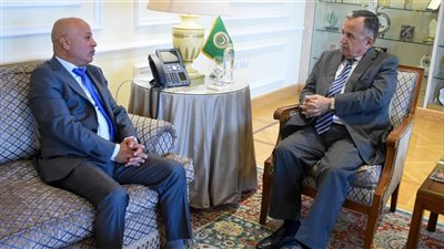  نبيل فهمي يستقبل رئيس دائرة شئون اللاجئين الفلسطينيين.. ويؤكد دعم الأونروا وحماية حقوق اللاجئين