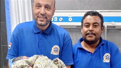 ولادة بين جبال نويبع على يد رجال الإسعاف بجنوب سيناء (تفاصيل)