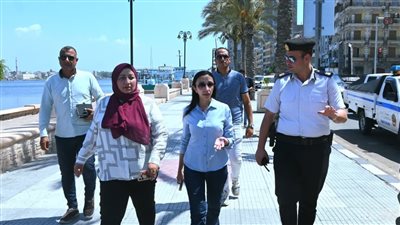 محافظ البحيرة توجه بمنع رسو المراكب خارج المراسي المخصصة برسيد