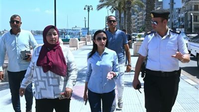 محافظ البحيرة تتفقد كورنيش رشيد وعدداً من الشوارع الرئيسية 