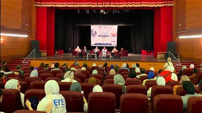 مناقشات حول أسباب العنف الأسري وسبل مواجهته في صالون الثقافة الجماهيرية 
