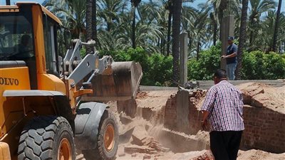 إزالة 3 حالات تعدٍ على أراضي الدولة بإدكو في البحيرة 