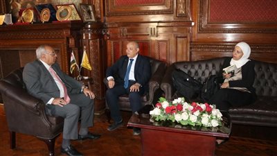 بحوث الصحراء والاتحاد الدولي يبحثان مواجهة التغيرات المناخية
