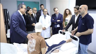 تفاصيل زيارة وزير الصحة والوزيرة الفرنسية للشئون الفرانكفونية مستشفى جوستاف روسي 