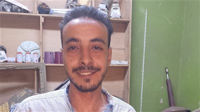 ابتكار إنساني بالقليوبية.. شاب يحول ورشته إلى مصدر لمياه الشرب المجانية