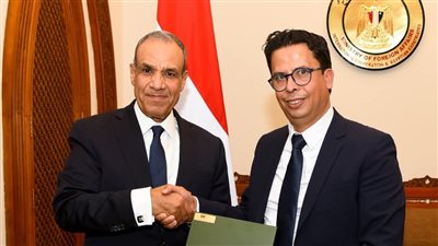   وزير الخارجية يستقبل وفد لجنة حقوق الإنسان بالبرلمان الأوروبي