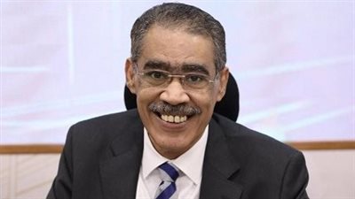 وزير الدولة للإعلام يوجه رسالة للصحفيين والإعلاميين للنهوض بأوضاع المهنة