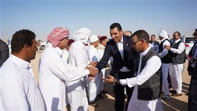 وزير الرياضة ومحافظ مطروح يقدمان واجب العزاء لأسرتي فقيدين من أبناء مدينة الضبعة