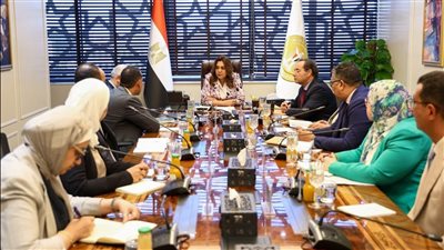 وزيرة التنمية المحلية والبيئة تبحث مع الاتحاد الدولي لصون الطبيعة تطوير المحميات 