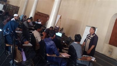 استمرار دورة «تعليم العربية للأجانب» بمسجد عمرو بن العاص