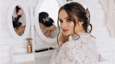 أخطاء تُفسد مكياج العروس في الصيف