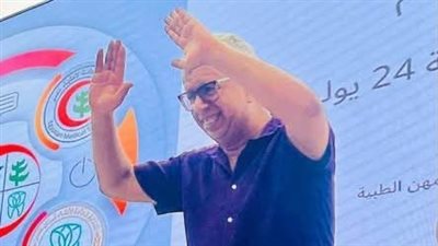 بعد إيقافه من المحافظ.. عمومية المهن الطبية تدعم مدير مستشفى قنا العام