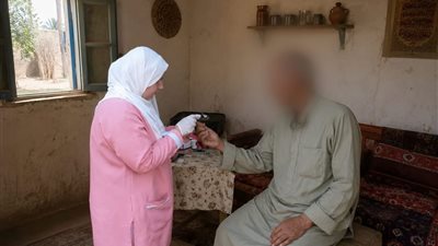 خدمات صحية تصل إلى المنازل.. توسع مستمر في رعاية كبار السن وذوي الهمم بالشرقية