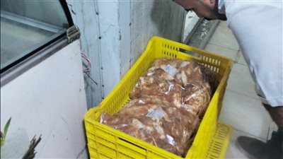 حملات رقابية تُسقط منشآت غذائية مخالفة وتتحفظ على أكثر من 13 طنًا من الأغذية بالشرقية