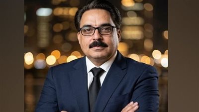 اقتصادي: مشروعات البنية التحتية أنقذت مصر من الشلل وجذبت الاستثمارات