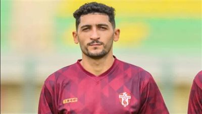 المصرية للاتصالات يضم 3 صفقات جديدة