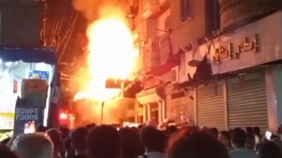 اندلاع حريق هائل داخل عقار بحدائق القبة