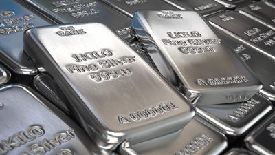 ارتفاعات في الأسعار محلياً ودولياً.. ماذا يحدث في سوق الفضة؟