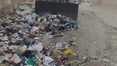 محافظ أسيوط يشدد على تكثيف أعمال النظافة بمدينة منفلوط ورفع المخلفات 