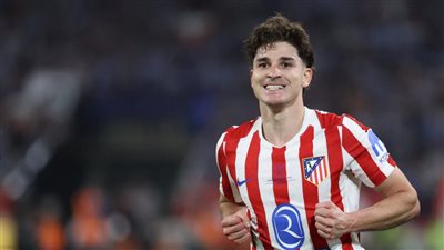 دفعة قوية لأتلتيكو مدريد قبل الديربي.. جوليان ألفاريز يعود للتدريبات