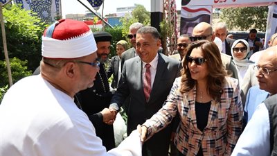 وزيرة التنمية المحلية والبيئة ومحافظ القليوبية يفتتحان ثلاثة مراكز تكنولوجية بالقناطر الخيرية