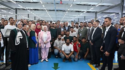 وزير الاستثمار يتابع مشروعات المنطقة الحرة بالإسماعيلية ويؤكد إزالة معوقات المستثمرين
