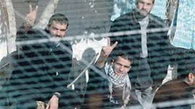 الخارجية الفلسطينية: ملف الأسرى من أكثر القضايا حساسية وأولوية لدى القيادة الفلسطينية