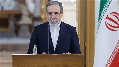وزير خارجية إيران: زيلنسكي هاجم سفينة تجارية إيرانية بإيعاز من إسرائيل لجر أوروبا إلى الحرب