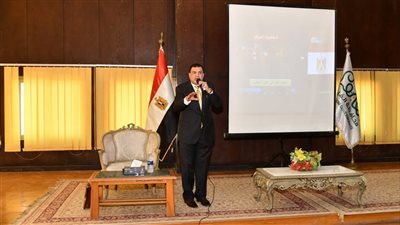 محاضرة توعوية عن الأمن القومي المصري بالفيوم 