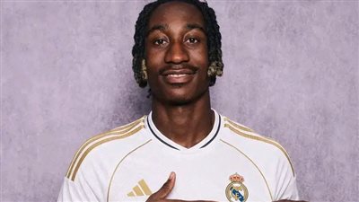 ديوماندي يتألق مع ريال مدريد أمام إلتشي.. أرقام لافتة في المراوغات