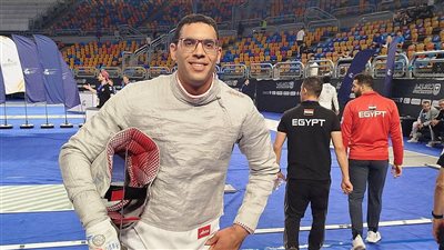 محمد عامر يضمن أول ميدالية لمصر ببطولة العالم للكبار في سلاح السيف