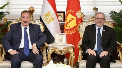 المدير التنفيذي للهيئة العامة للتأمين الصحي الشامل يبحث مع محافظ بورسعيد تعزيز التعاون