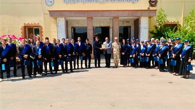 وفد طلابى لجامعة الاسكندرية يتفقد أحدث القدرات القتالية للقوات الجوية