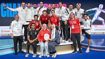 وزير الرياضة يهنئ محمد عامر بعد تتويجه ببرونزية بطولة العالم للسلاح بهونج كونج