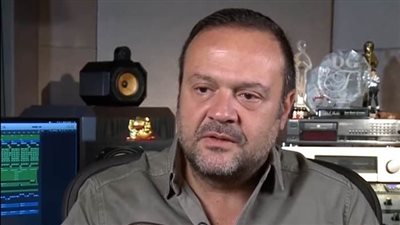 عادل حقي: عمرو دياب «ملوش زي».. ومحمد منير صوت مصر وتامر حسني يلمع أكثر في السينما