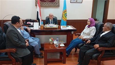 بحث سبل التعاون بين 