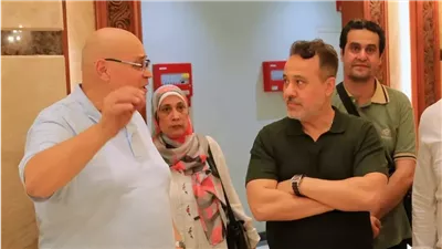 إيهاب فهمي في جولة داخل مسرح مصر قبل افتتاحه