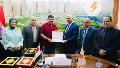 جنوب الدلتا للكهرباء تكرم العاملين المتميزين بمختلف القطاعات 