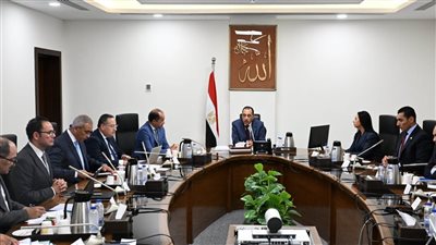 رئيس الوزراء يستعرض عددًا من المقترحات للبرنامج الوطني لاكتشاف ورعاية الموهوبين