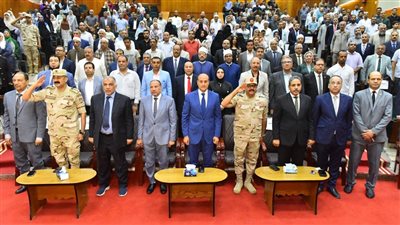 محافظ أسيوط يشهد تكريم نائب رئيس جامعة الأزهر للوجه القبلي لبلوغه المعاش