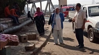 حملة لرفع الإشغالات والتعديات من الطرق العامة بمدينة بنها