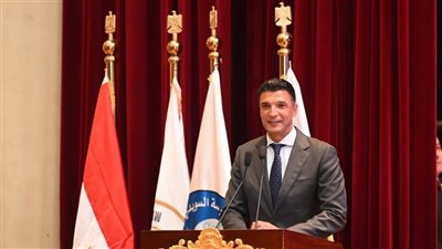 وزير الصناعة يشارك فعاليات حفل تخرج الدفعة الخامسة لطلاب السويدي للتكنولوجيا التطبيقية 